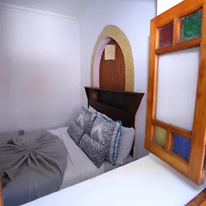 O Ly *** Marrakesch